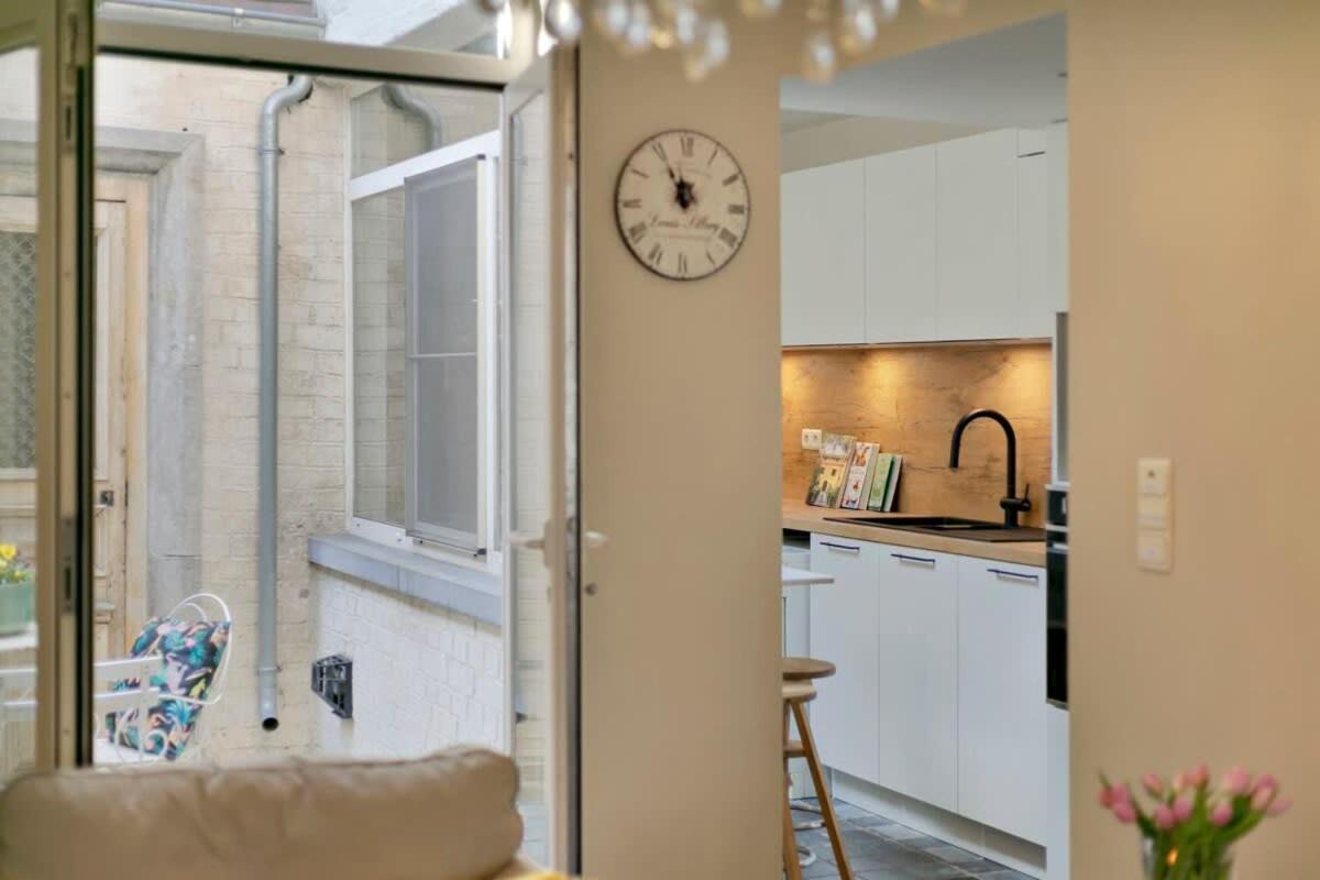 Huswell - Charming Town House In Historic Center Of Brugesヴィラ エクステリア 写真