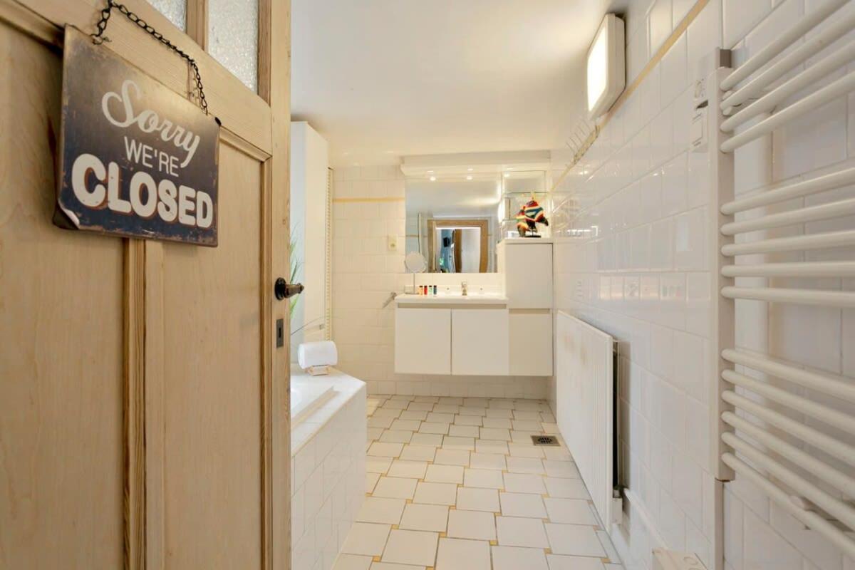 Huswell - Charming Town House In Historic Center Of Brugesヴィラ エクステリア 写真
