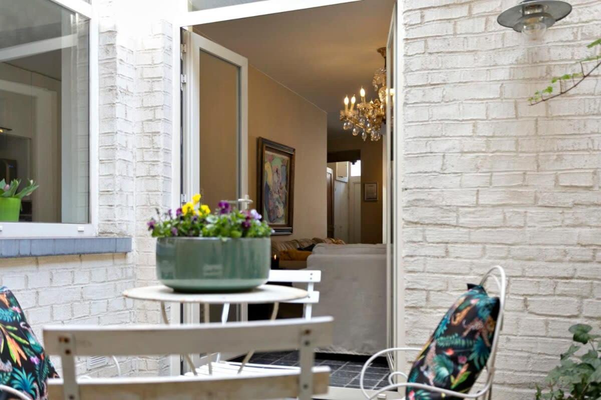 Huswell - Charming Town House In Historic Center Of Brugesヴィラ エクステリア 写真